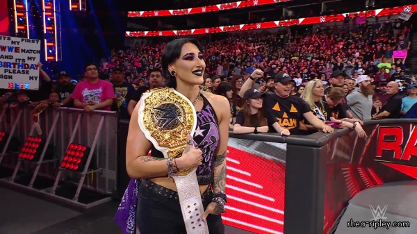 WWE_Raw_10_23_23_Rhea_Ringside_209.jpg