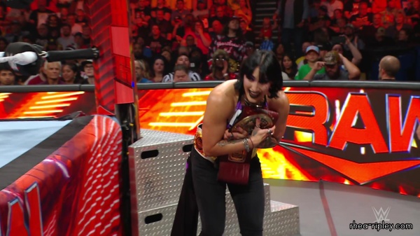 WWE_Raw_10_30_23_Rhea_Ringside_033.jpg