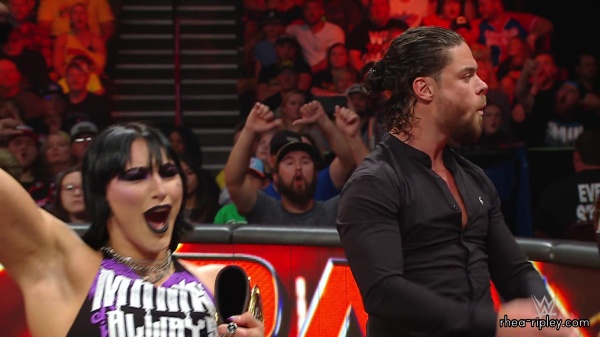 WWE_Raw_10_30_23_Rhea_Ringside_127.jpg