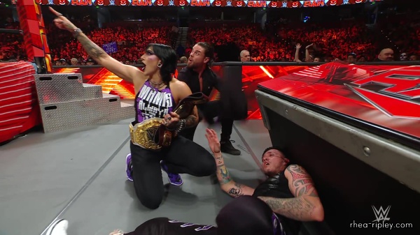 WWE_Raw_10_30_23_Rhea_Ringside_295.jpg