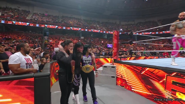 WWE_Raw_10_30_23_Rhea_Ringside_654.jpg