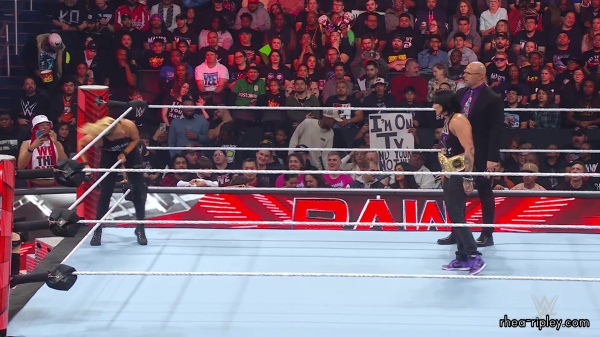 WWE_Raw_11_13_23_Rhea_Zoey_Segment_285.jpg