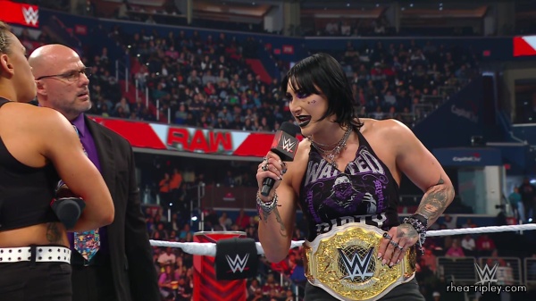 WWE_Raw_11_13_23_Rhea_Zoey_Segment_600.jpg