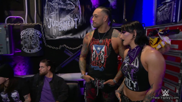 WWE_Raw_11_20_23_Judgment_Day_Rhea_Backstage_Segments_220.jpg
