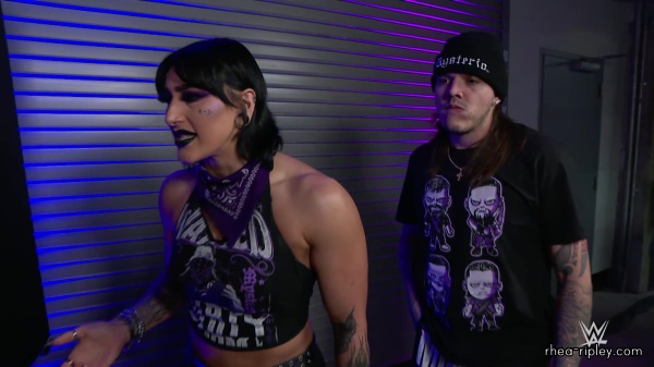 WWE_Raw_11_20_23_Rhea_vs_Zoey_Backstage_Segment_018.jpg