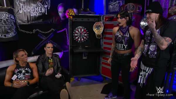 WWE_Raw_11_20_23_Rhea_vs_Zoey_Backstage_Segment_048.jpg