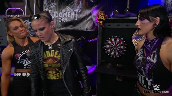 WWE_Raw_11_20_23_Rhea_vs_Zoey_Backstage_Segment_075.jpg