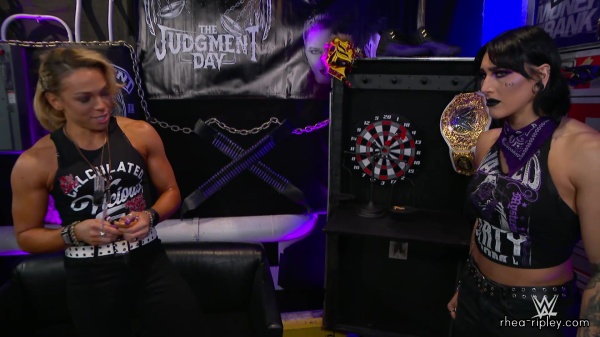 WWE_Raw_11_20_23_Rhea_vs_Zoey_Backstage_Segment_085.jpg