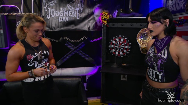 WWE_Raw_11_20_23_Rhea_vs_Zoey_Backstage_Segment_086.jpg