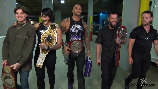 Click to view full size image
==============
WWE_SmackDown_2023_10_06_1080p_HDTV_h264-DOORS__236.jpg WWE_SmackDown_2023_10_06_1080p_HDTV_h264-DOORS__236.jpg