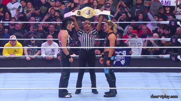 WWE_Survivor_Series_2023_Rhea_vs_Zoey_1360.jpg