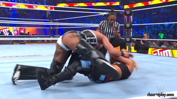 WWE_Survivor_Series_2023_Rhea_vs_Zoey_1490.jpg