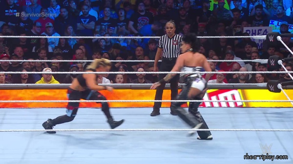 WWE_Survivor_Series_2023_Rhea_vs_Zoey_1503.jpg