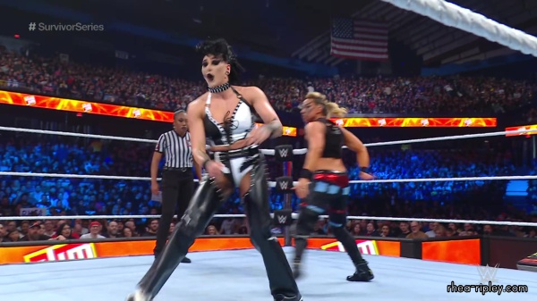 WWE_Survivor_Series_2023_Rhea_vs_Zoey_1505.jpg