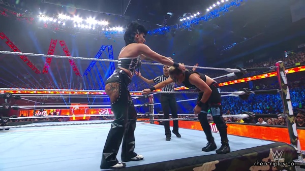 WWE_Survivor_Series_2023_Rhea_vs_Zoey_1699.jpg