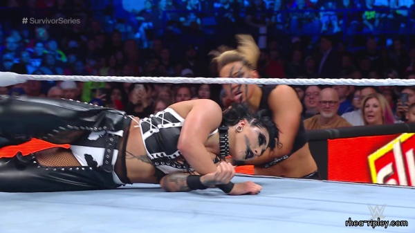 WWE_Survivor_Series_2023_Rhea_vs_Zoey_1758.jpg