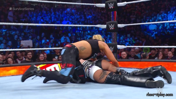 WWE_Survivor_Series_2023_Rhea_vs_Zoey_1782.jpg