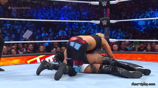 WWE_Survivor_Series_2023_Rhea_vs_Zoey_1783.jpg