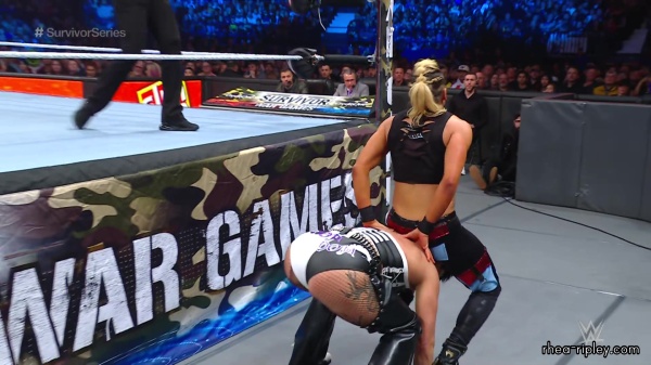 WWE_Survivor_Series_2023_Rhea_vs_Zoey_1862.jpg