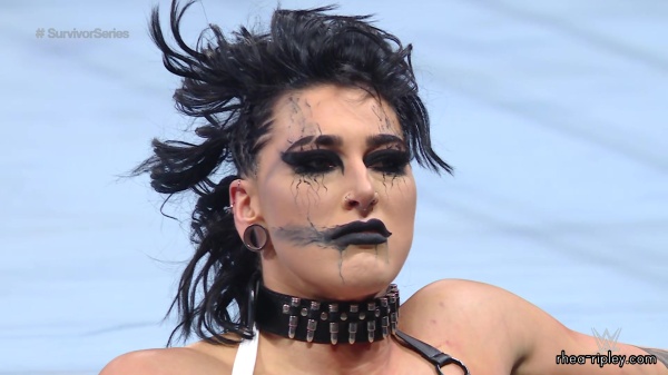 WWE_Survivor_Series_2023_Rhea_vs_Zoey_1904.jpg