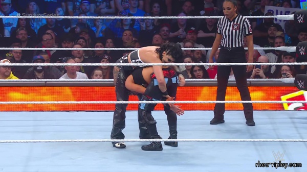 WWE_Survivor_Series_2023_Rhea_vs_Zoey_2040.jpg