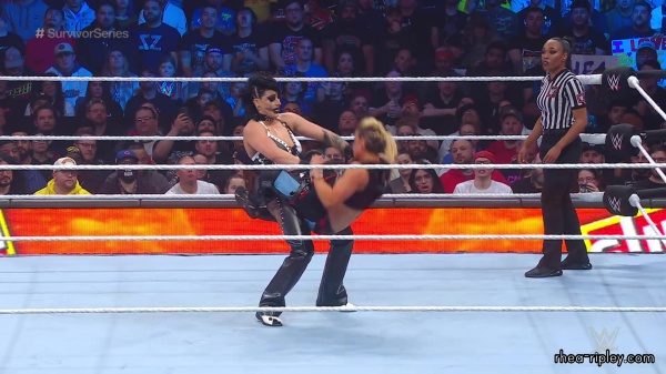 WWE_Survivor_Series_2023_Rhea_vs_Zoey_2051.jpg