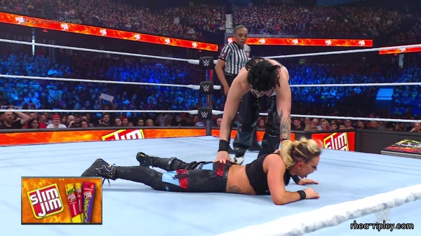 WWE_Survivor_Series_2023_Rhea_vs_Zoey_2109.jpg