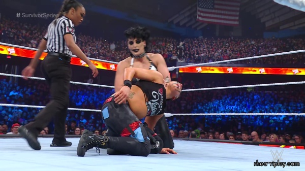 WWE_Survivor_Series_2023_Rhea_vs_Zoey_2136.jpg