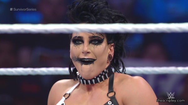WWE_Survivor_Series_2023_Rhea_vs_Zoey_2192.jpg