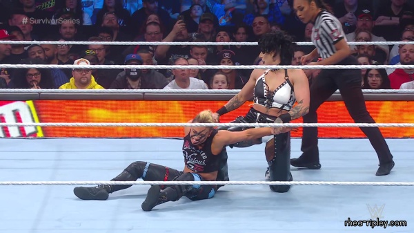 WWE_Survivor_Series_2023_Rhea_vs_Zoey_2225.jpg