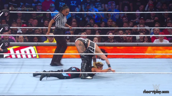 WWE_Survivor_Series_2023_Rhea_vs_Zoey_2270.jpg