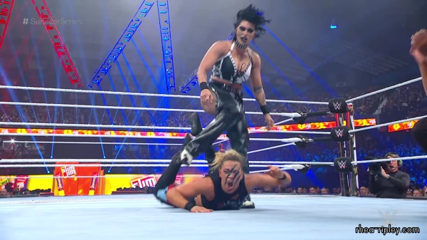 WWE_Survivor_Series_2023_Rhea_vs_Zoey_2304.jpg