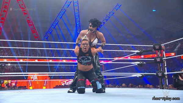 WWE_Survivor_Series_2023_Rhea_vs_Zoey_2327.jpg