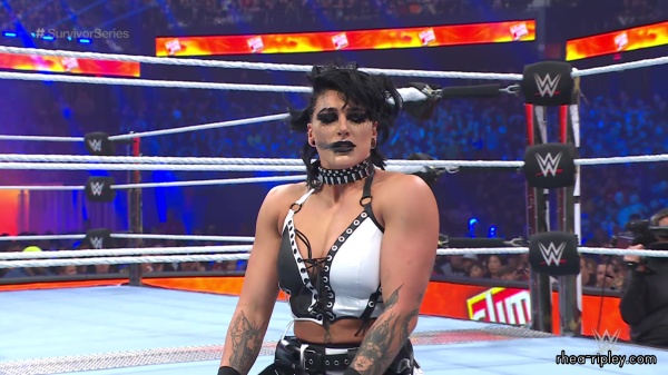 WWE_Survivor_Series_2023_Rhea_vs_Zoey_2361.jpg