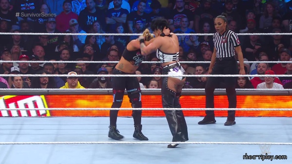 WWE_Survivor_Series_2023_Rhea_vs_Zoey_2405.jpg