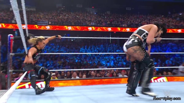 WWE_Survivor_Series_2023_Rhea_vs_Zoey_2421.jpg