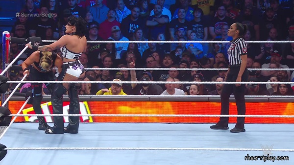 WWE_Survivor_Series_2023_Rhea_vs_Zoey_2454.jpg