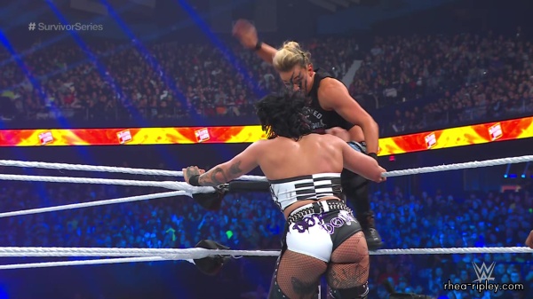 WWE_Survivor_Series_2023_Rhea_vs_Zoey_2489.jpg