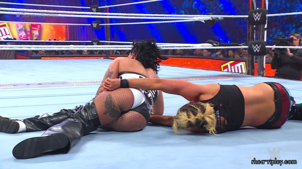WWE_Survivor_Series_2023_Rhea_vs_Zoey_2810.jpg