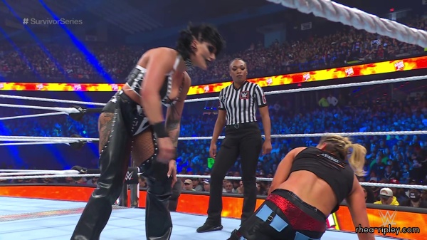 WWE_Survivor_Series_2023_Rhea_vs_Zoey_2892.jpg