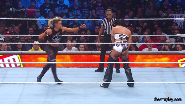WWE_Survivor_Series_2023_Rhea_vs_Zoey_3048.jpg