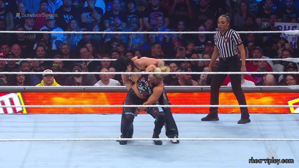 WWE_Survivor_Series_2023_Rhea_vs_Zoey_3062.jpg