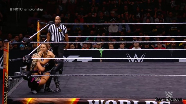 WWE_WORLDS_COLLIDE__NXT_VS__NXT_UK_JAN__252C_2020_0821.jpg