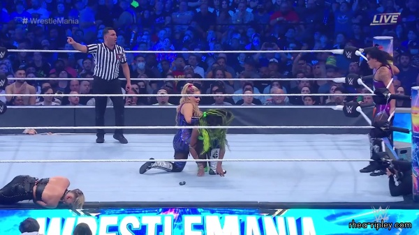 Click to view full size image
==============
WWE_Wrestlemania_38_Sunday_720p_WEB_h264-HEEL_Trim_2536.jpg WWE_Wrestlemania_38_Sunday_720p_WEB_h264-HEEL_Trim_2536.jpg