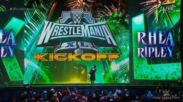WWE_Wrestlemania_Kick_Off_000206.jpg