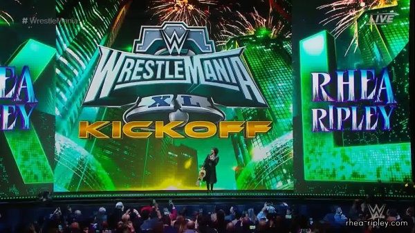 WWE_Wrestlemania_Kick_Off_000207.jpg