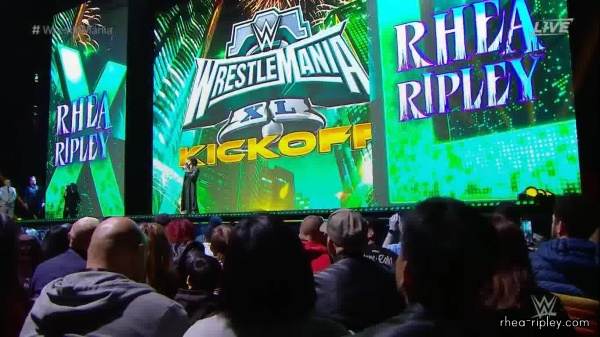 WWE_Wrestlemania_Kick_Off_000471.jpg