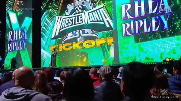 WWE_Wrestlemania_Kick_Off_000478.jpg