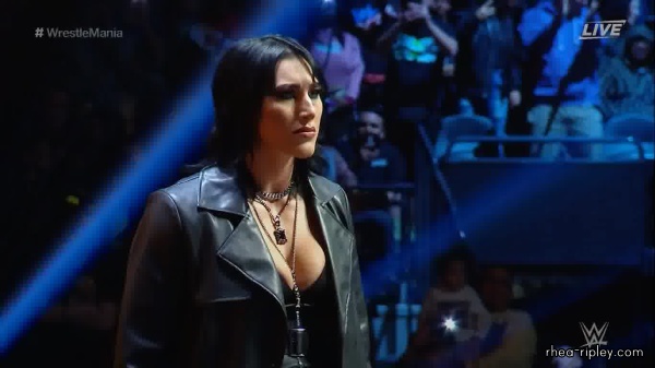 Click to view full size image
==============
WWE_Wrestlemania_Kick_Off_000555.jpg WWE_Wrestlemania_Kick_Off_000555.jpg