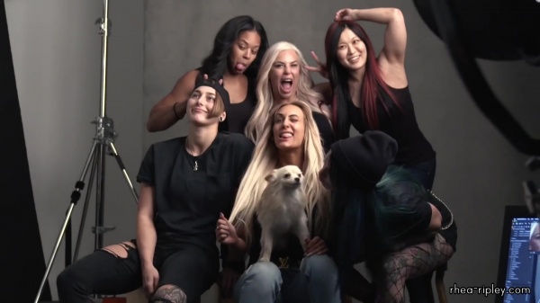 WWE_s_first-ever_no_makeup_photo_shoot_441.jpg